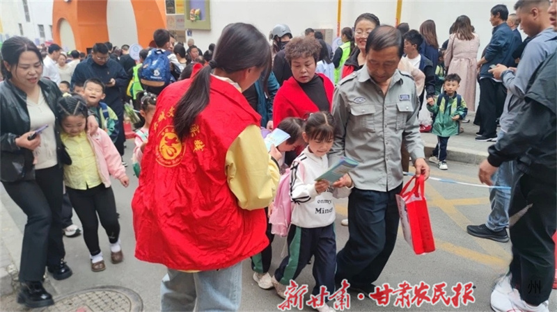 1765422559456508.jpg 1765367486812007503.jpg